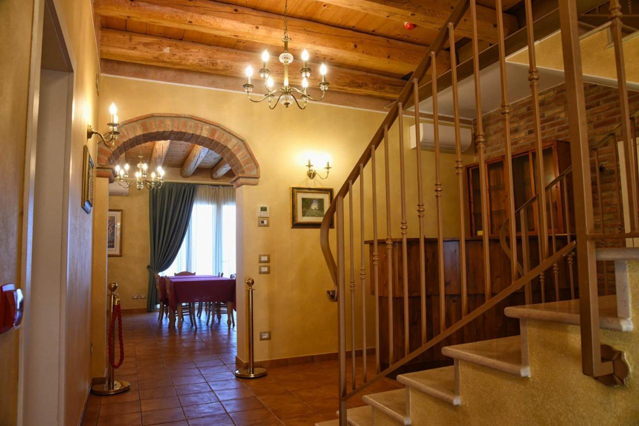 Agriturismo Corte Benetti 罗维戈 外观 照片